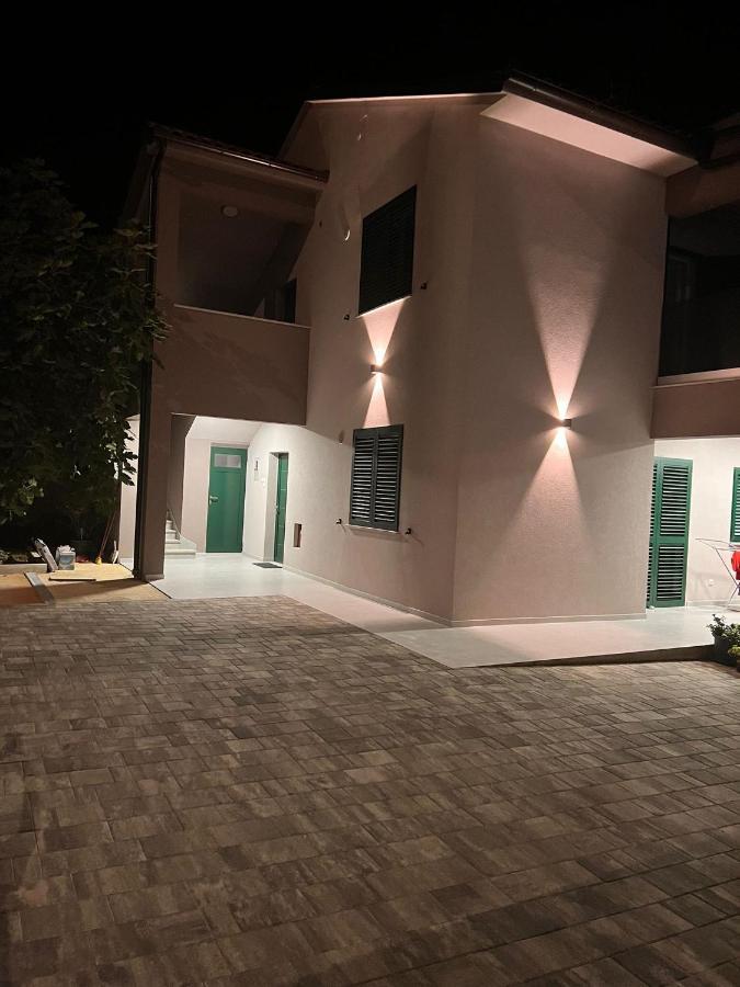 Villa Vida, Medulin - Bazen I Jacuzzi Exterior photo